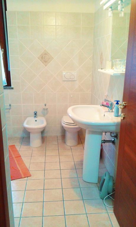 Piccolo B Apartman Bosa Kültér fotó